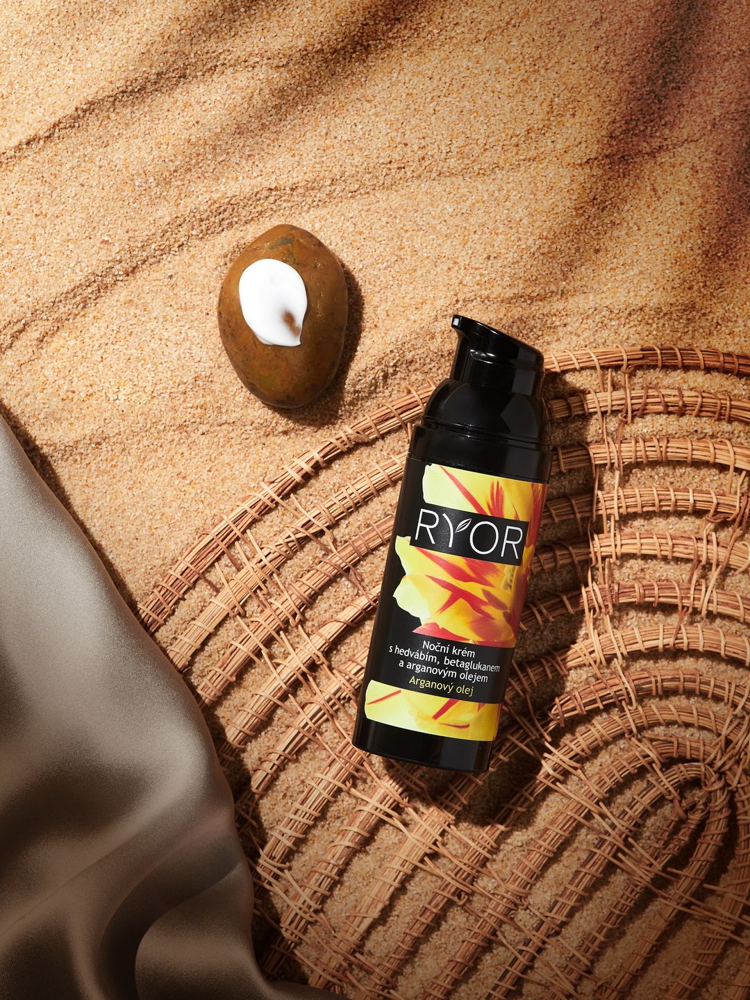 Nočný krém s hodvábom, betaglukánom a arganovým olejom - galéria #2