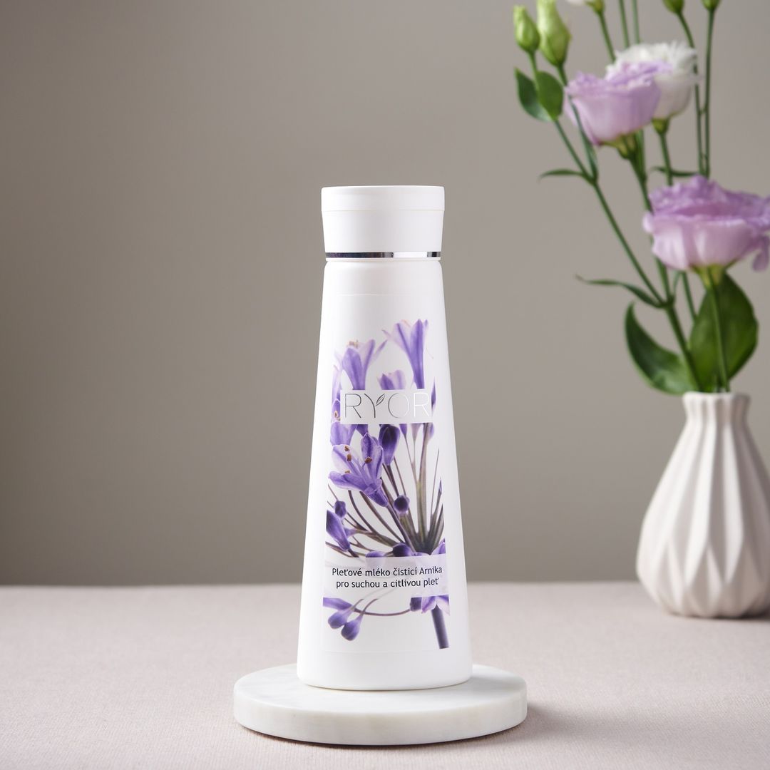 Čistiace pleťové mlieko Arnika pre suchú a citlivú pleť - galéria #1