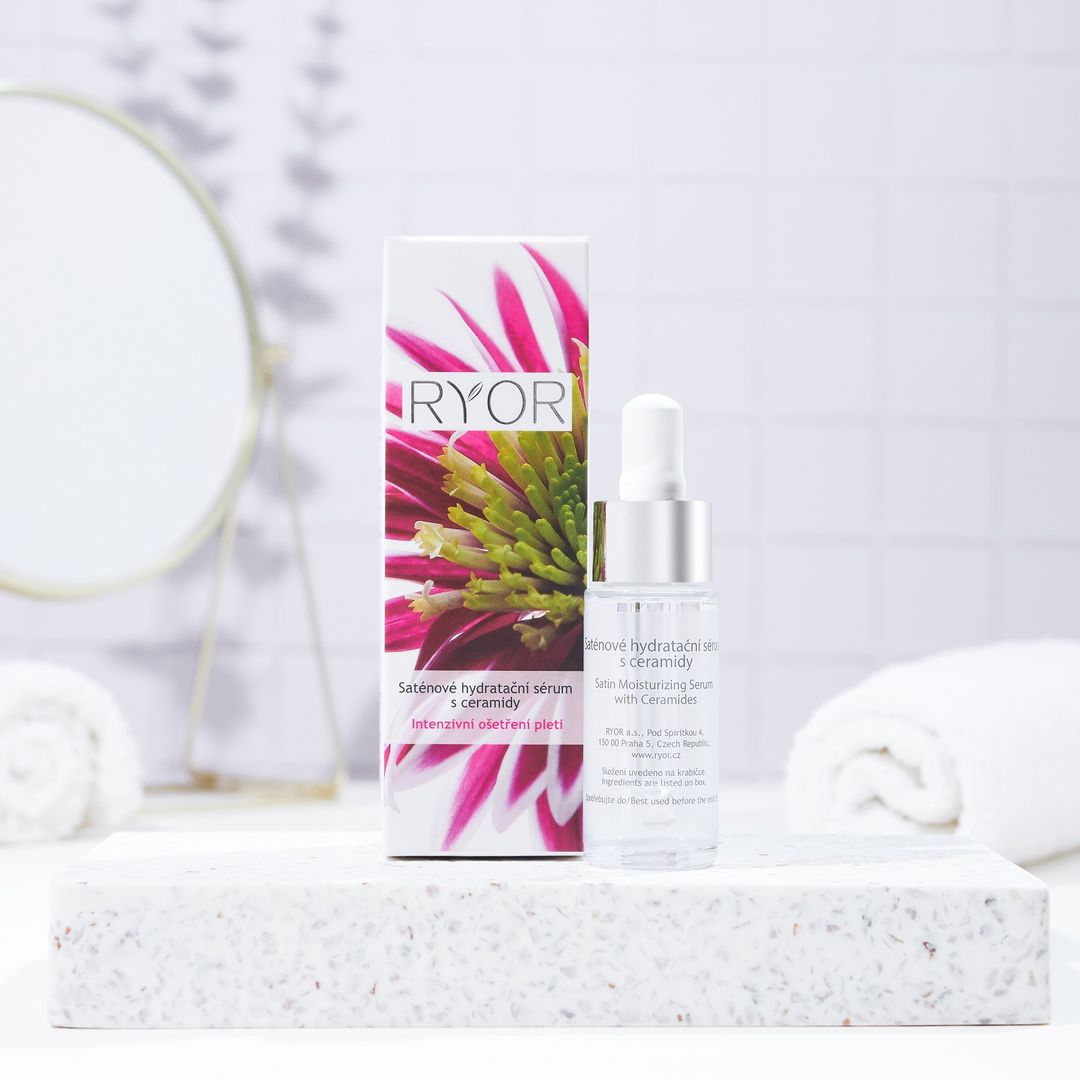 Saténové hydratačné sérum s ceramidmi - galéria #1
