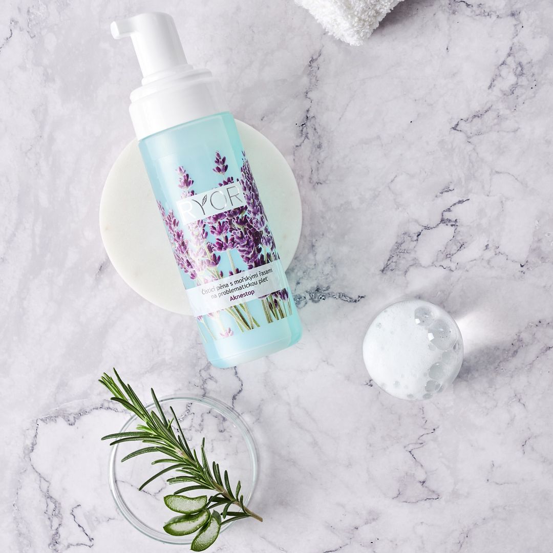 Čistiaca pena s morskými riasami na problematickú pleť - galéria #3