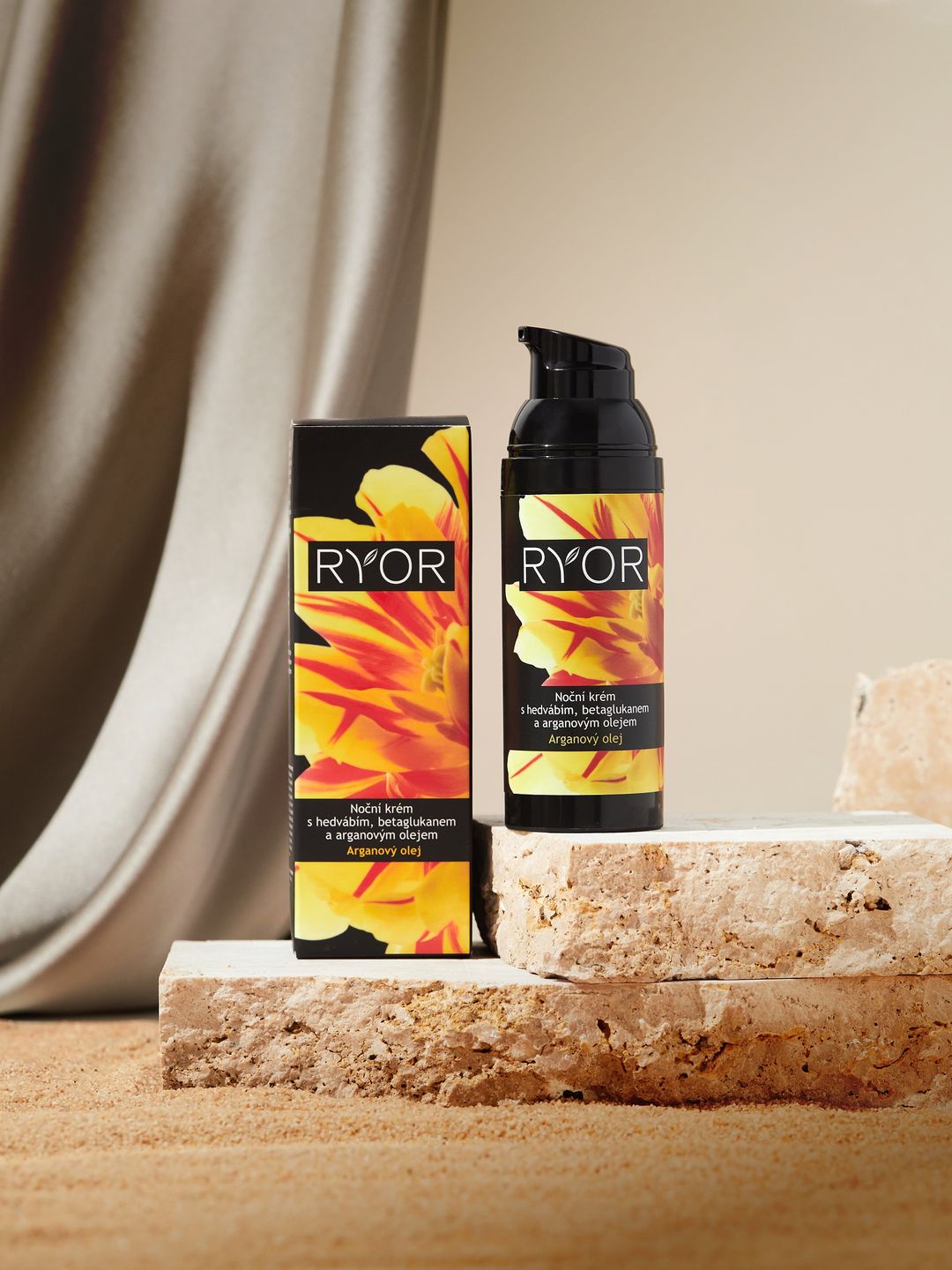 Noční krém s hedvábím, beta-glukanem a arganovým olejem - galerie #1