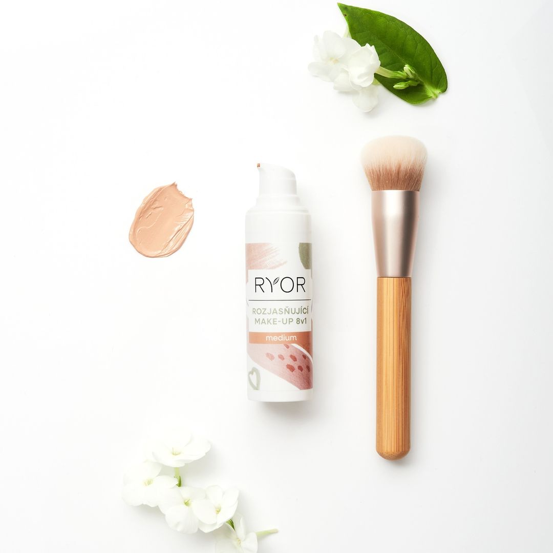 Rozjasňující make-up 8v1 MEDIUM - galerie #3