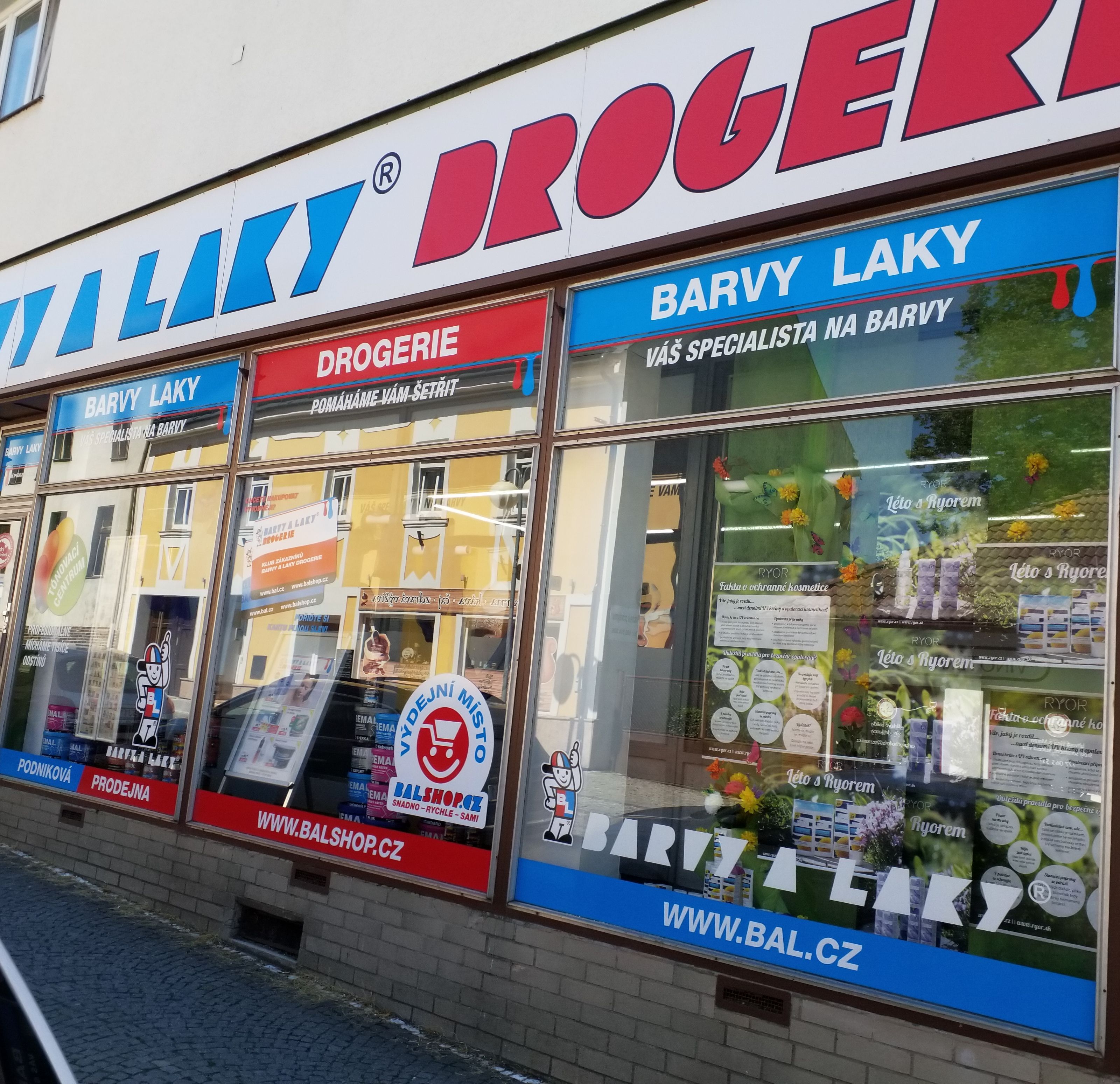 Barvy a Laky Hostivař
