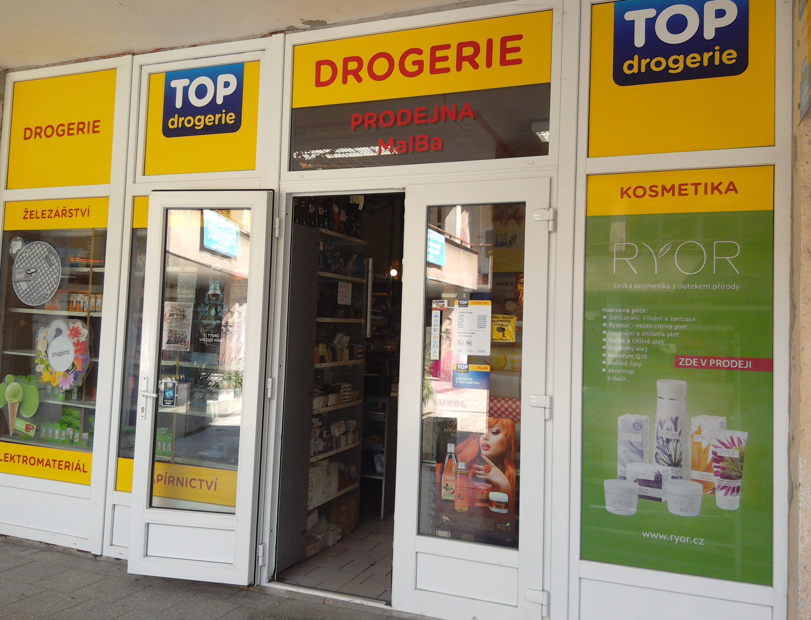 Drogerie barvy,laky Hostivař