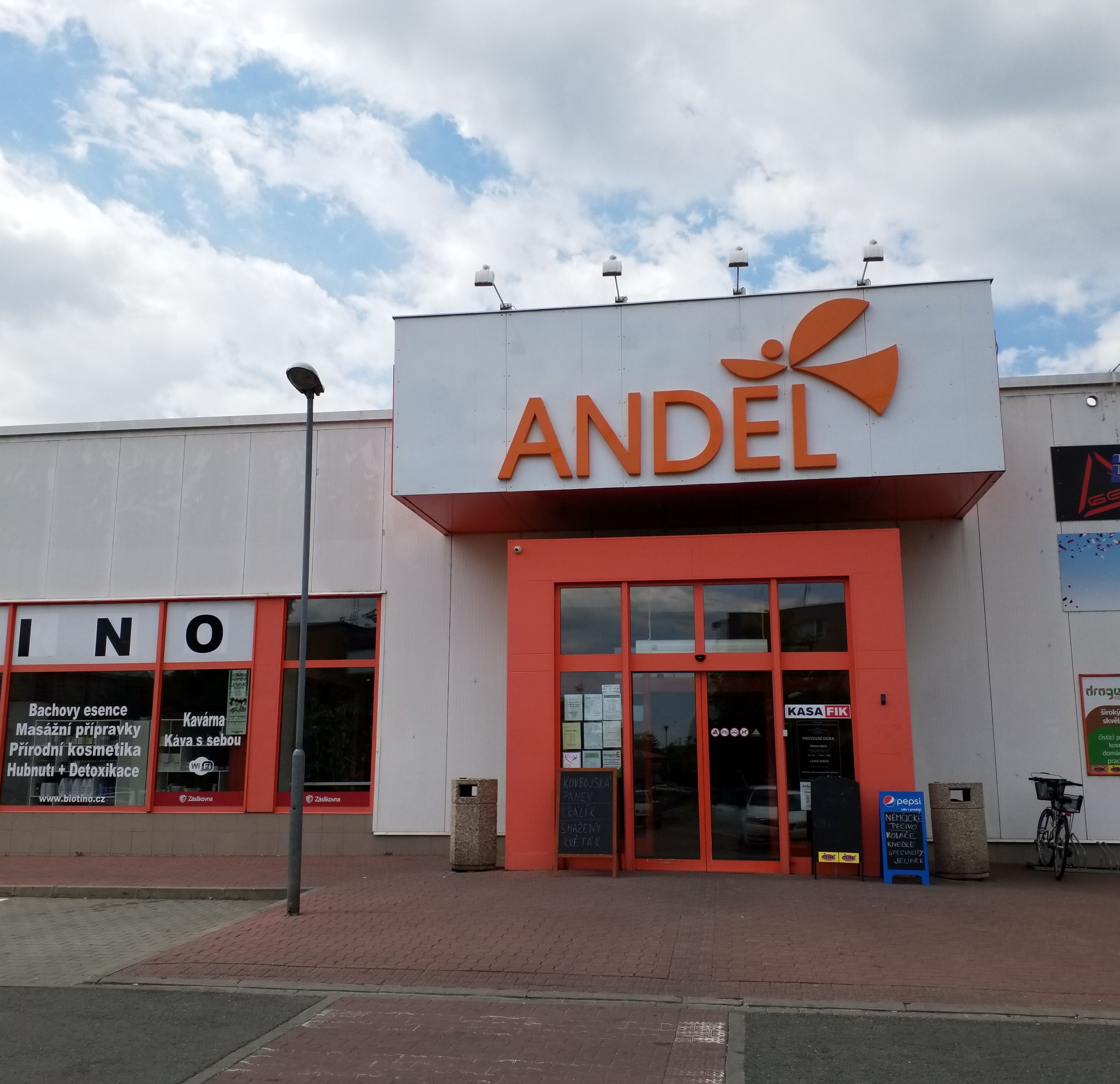 Drogerie 6