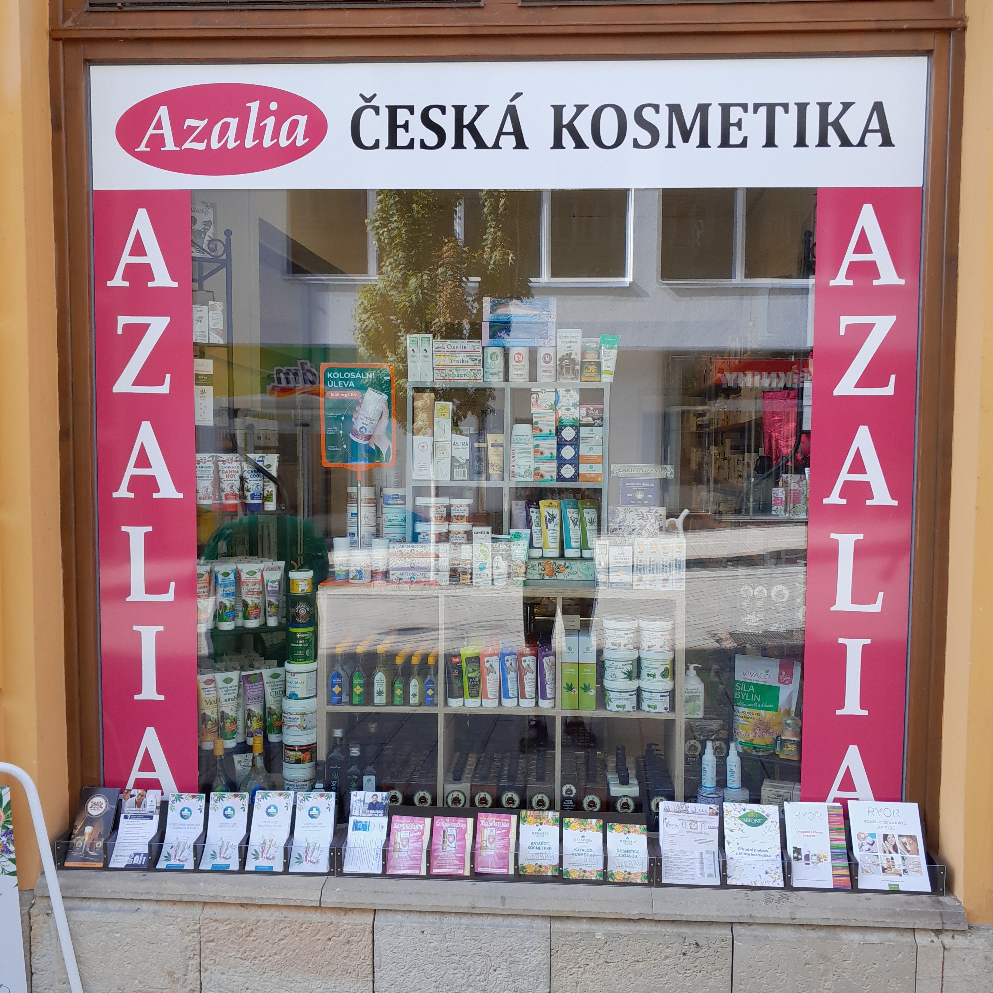 Kosmetika Azalia Roman Ettler